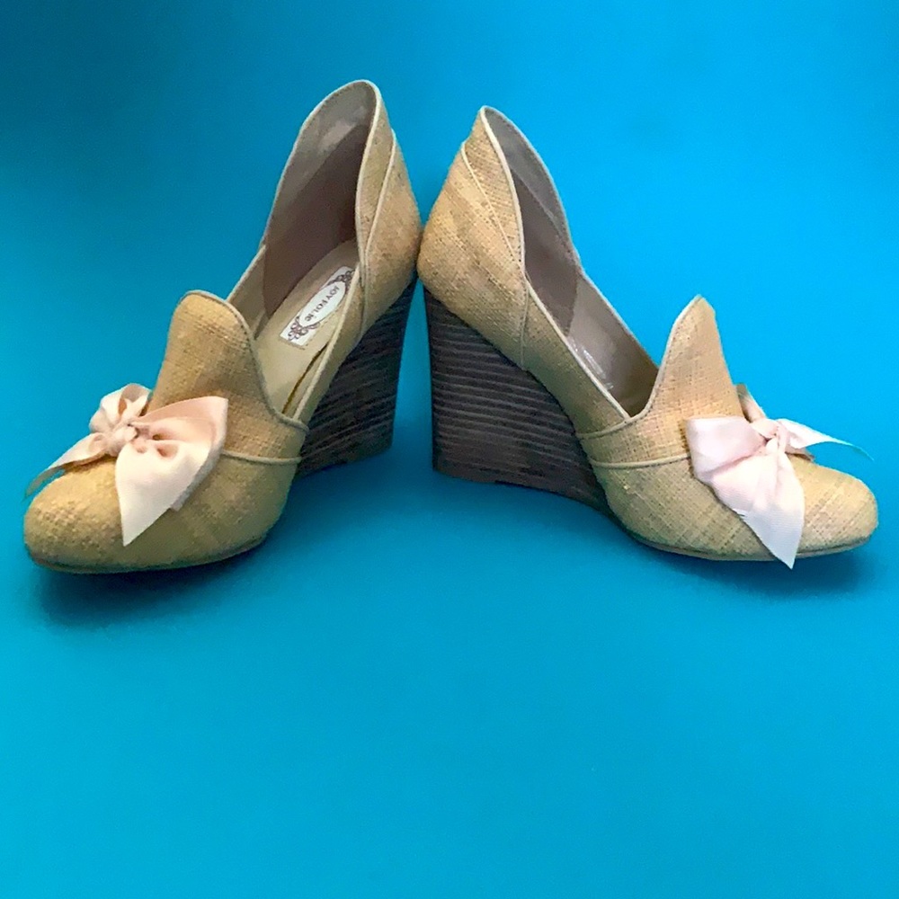 Joy Folie Halle Wedges